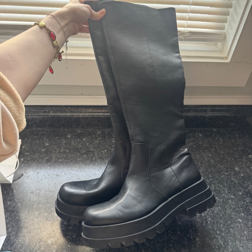 Zara Black Chunky Knee Boot Womens EU 42 Grunge Gothcore Rubberized